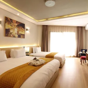 4* Otel Silver &